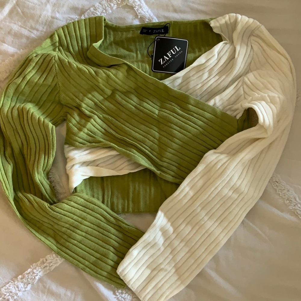 ZAFUL two tone crop sweater